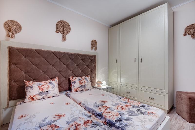 Esteban Vip Residence Club Несебър Екстериор снимка